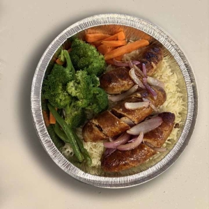 Saucisses merguez, riz et légumes